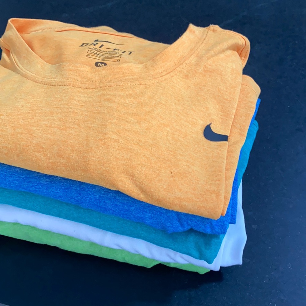 Lot of 5 Nike Dri-fit gym t-shirts. Size M